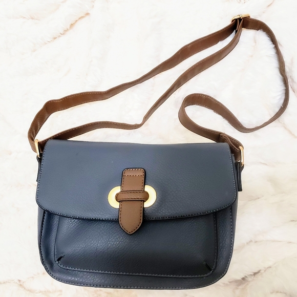 BENTLEY Mia and Luca Crossbody Bag - Picture 3 of 7